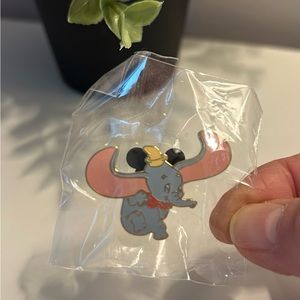 Disney pin, Dumbo